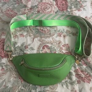 Pom Pom London Bum Bag in Kelly Green